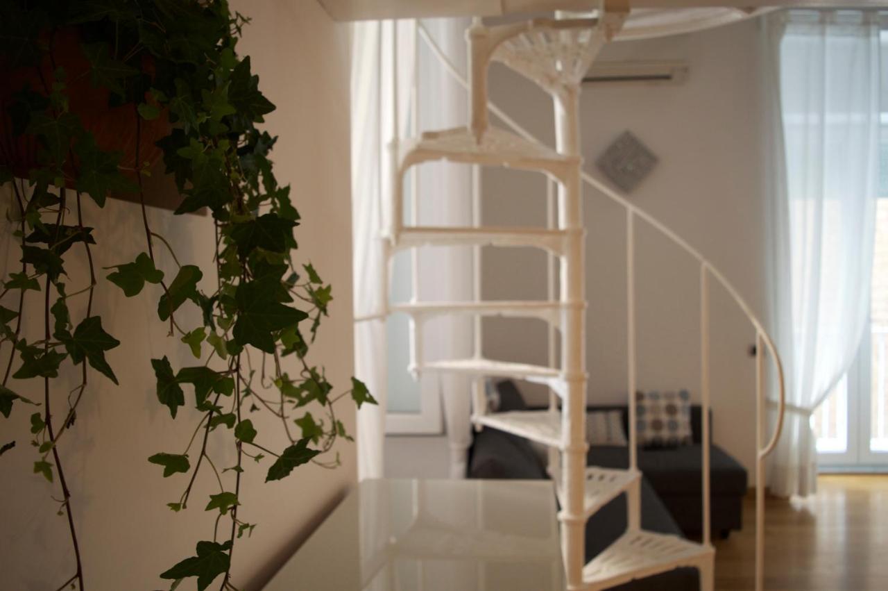 נאפולי Crise Home מראה חיצוני תמונה